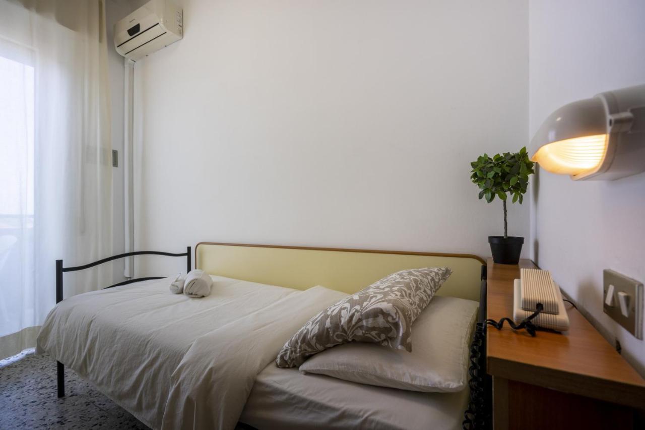 Hotel Mamy Rimini Exterior photo