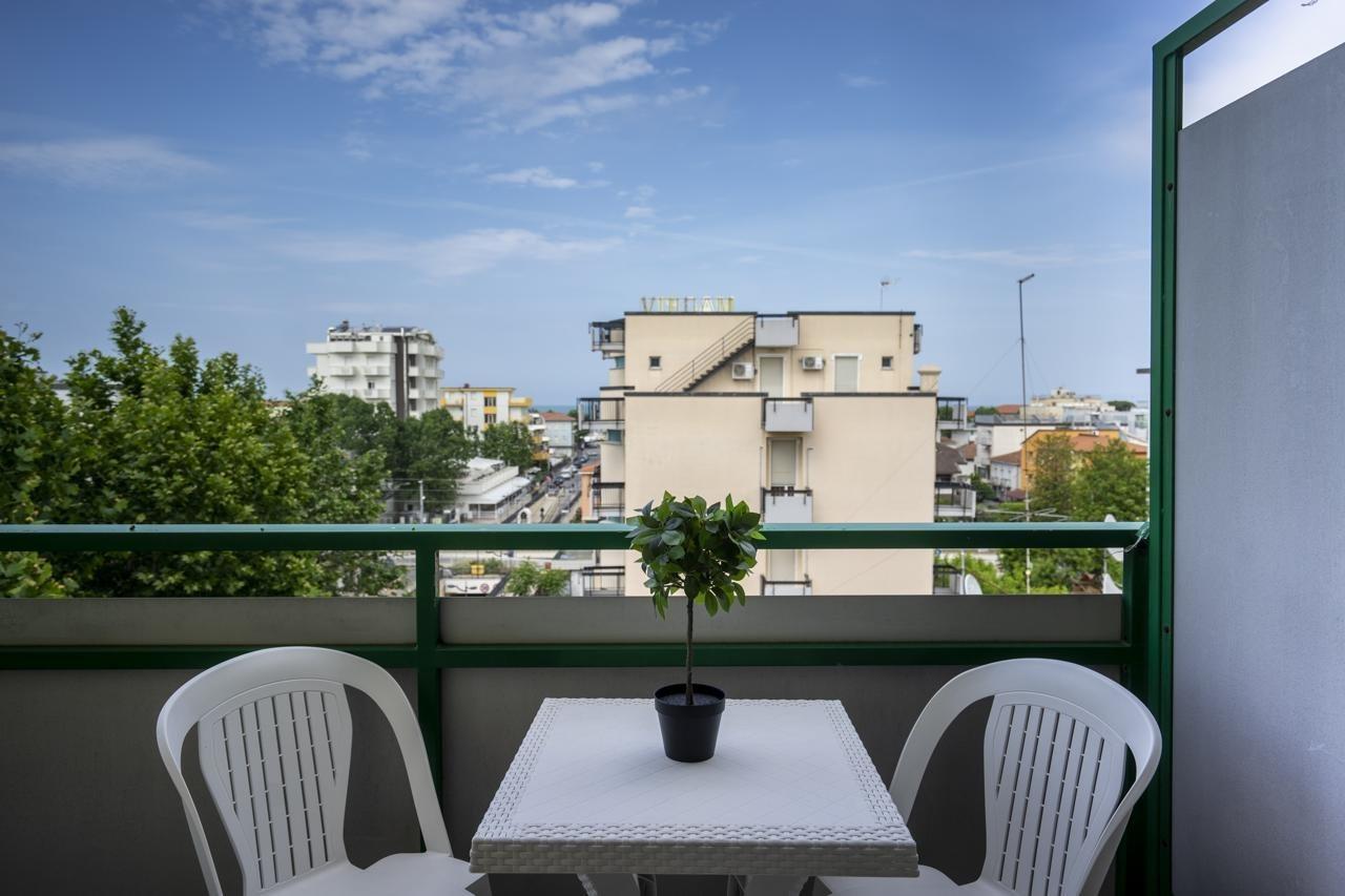 Hotel Mamy Rimini Exterior photo